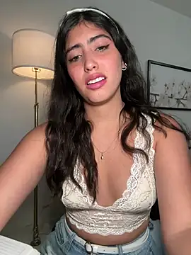 Gaby zahir  online show from 03/19/25, 12:45