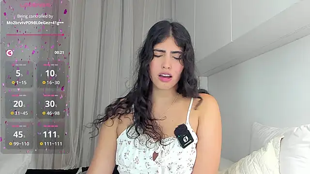 Gaby zahir  online show from 04/29/26, 12:27