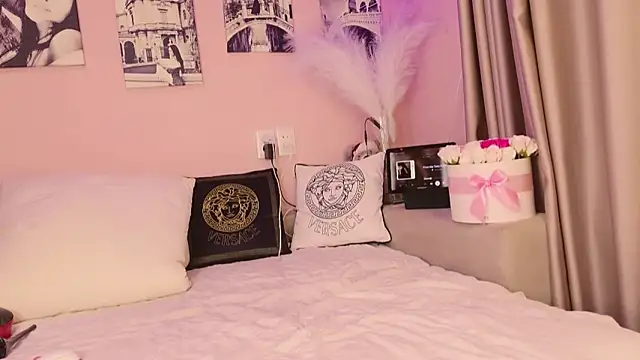 NaomiBlack35 online show from 10/25/25, 07:08