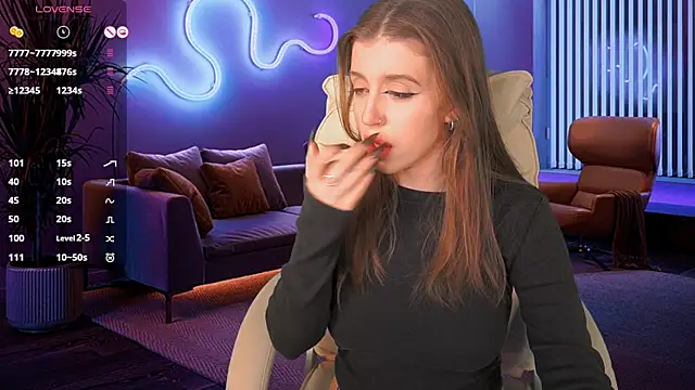 PenellopaRaw online show from 01/29/25, 05:35