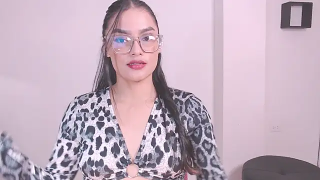 Snapshot of 1eve_rox chatting on 02/17/26, 04:09 1eve rox online show from 02/17/26, 04:09