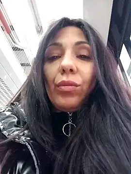 Snapshot of LeticiaWoods chatting on 12/02/24, 07:14 LeticiaWoods online show from 12/02/24, 07:14