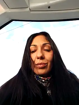 Snapshot of LeticiaWoods chatting on 12/04/24, 10:13 LeticiaWoods online show from 12/04/24, 10:13