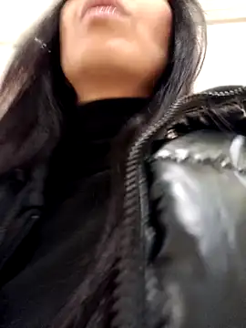 Snapshot of LeticiaWoods chatting on 01/18/25, 01:51 LeticiaWoods online show from 01/18/25, 01:51