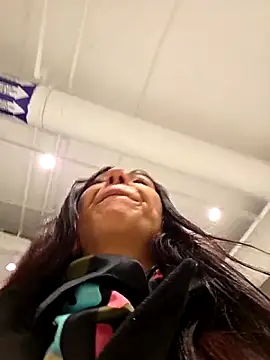 Snapshot of LeticiaWoods chatting on 09/25/25, 11:58 LeticiaWoods online show from 09/25/25, 11:58