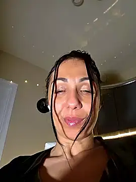 LeticiaWoods online show from 04/27/26, 08:51