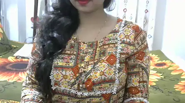 cutebengaligirl online show from 01/03/25, 10:09