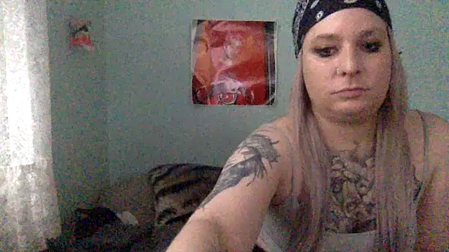 Snapshot of alexabunni chatting on 02/20/26, 03:34 alexabunni online show from 02/20/26, 03:34