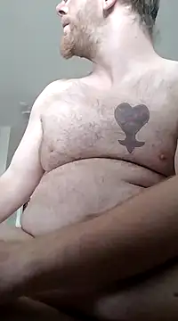 Snapshot of TaylorBlaze chatting on 12/31/24, 04:35 TaylorBlaze online show from 12/31/24, 04:35