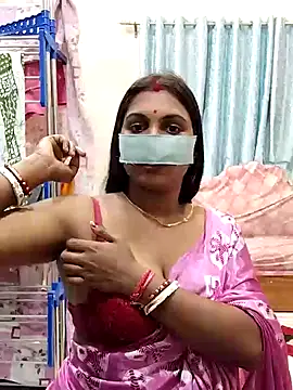 Queen Dolly online show from 12/07/24, 06:15