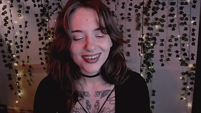 risha laas online show from 12/20/25, 08:16