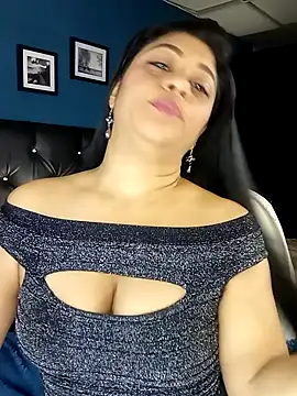 Lashmy111 online show from 01/18/25, 09:13