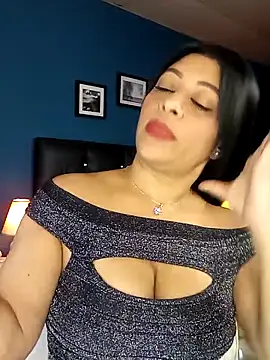 Lashmy111 online show from 03/18/25, 01:32