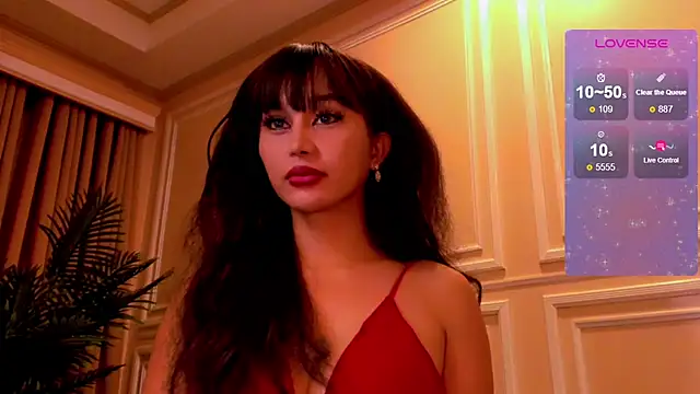 YOURCRISTINAS online show from 10/30/25, 06:37