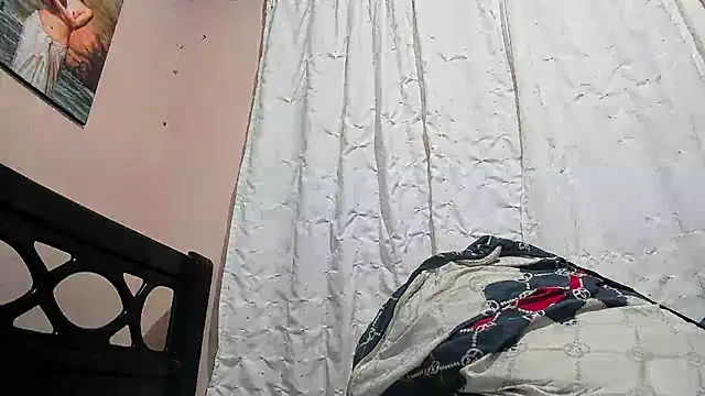 Snapshot of davidlatin66 chatting on 03/01/26, 02:13 davidlatin66 online show from 03/01/26, 02:13