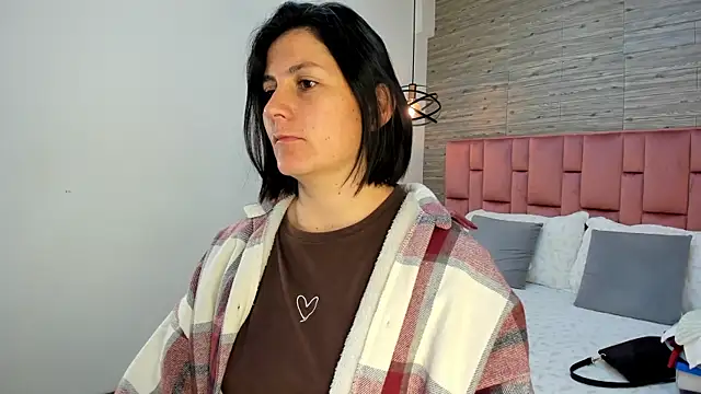 SarahDeyvis online show from 03/18/25, 01:31