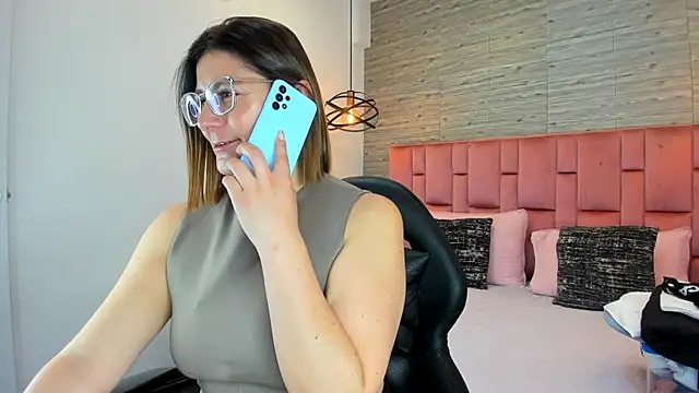 SarahDeyvis online show from 09/10/25, 06:08