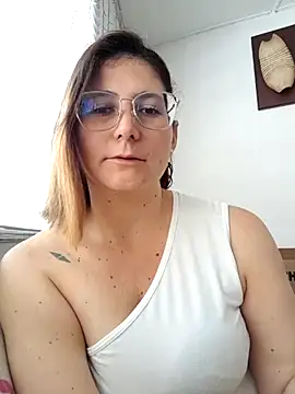 SarahDeyvis online show from 10/25/25, 06:13