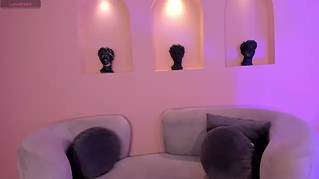 EveBensonX online show from 02/16/25, 12:43