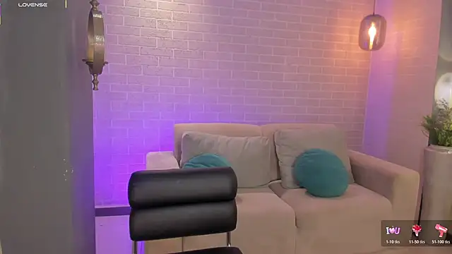 EveBensonX online show from 11/15/25, 08:16