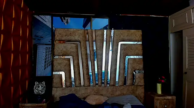 cute sassy online show from 02/11/25, 02:14