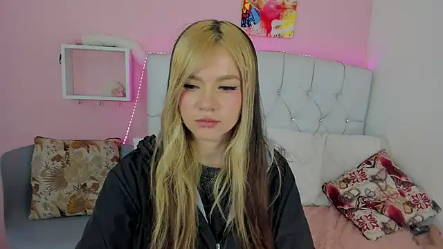 18candys online show from 05/27/26, 12:57