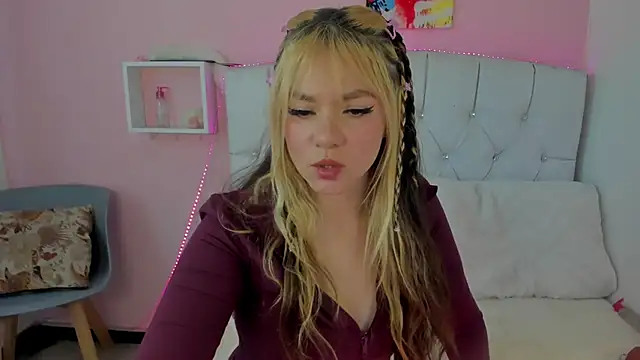 18candys online show from 06/19/26, 03:38