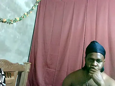Snapshot of 2ocmaxi chatting on 04/05/26, 04:20 2ocmaxi online show from 04/05/26, 04:20