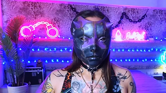 Cool Freak  online show from 10/12/25, 10:36