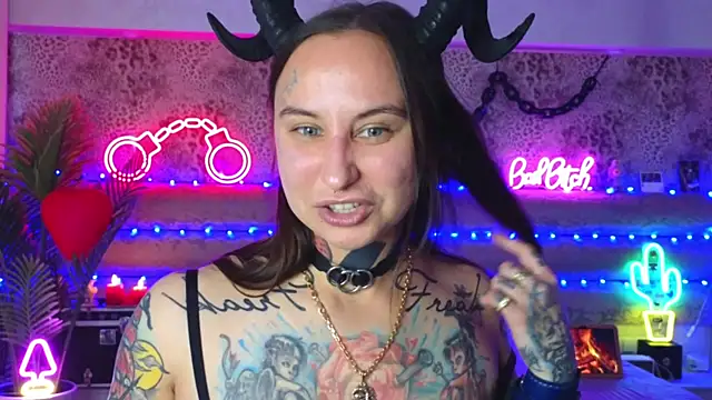 Cool Freak  online show from 05/02/26, 10:31