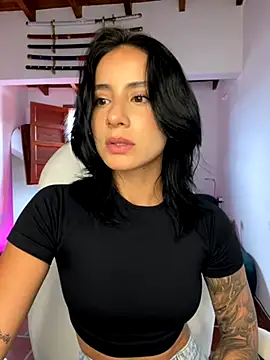 Snapshot of Ale_Lewis chatting on 10/03/25, 09:23 Ale Lewis online show from 10/03/25, 09:23