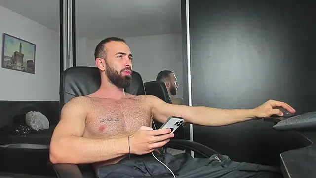 MichaelMasterss online show from 02/11/25, 02:02