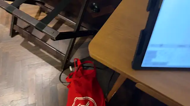 Snapshot of kinesias69 chatting on 09/10/25, 09:15 kinesias69 online show from 09/10/25, 09:15