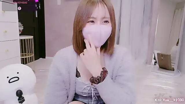 Yuu  k online show from 12/05/25, 02:58