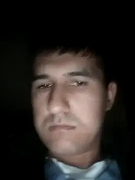 Snapshot of bobur4002 chatting on 12/15/25, 03:38 bobur4002 online show from 12/15/25, 03:38