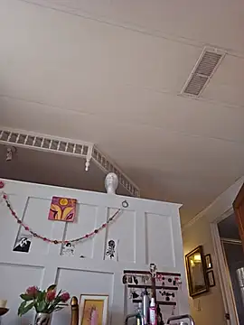 mossy kiss online show from 11/13/25, 05:12