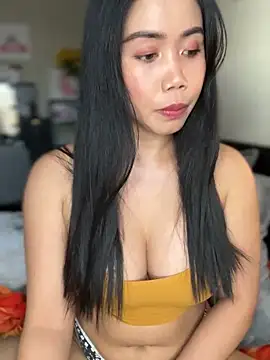 JazzieXo online show from 12/19/24, 10:32