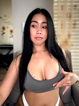 JazzieXo online show from 10/28/25, 06:43