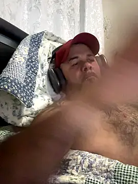 Cristian-Brayan online show from 11/03/25, 01:56