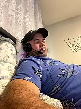 Snapshot of Cristian-Brayan chatting on 01/17/26, 02:55 Cristian-Brayan online show from 01/17/26, 02:55