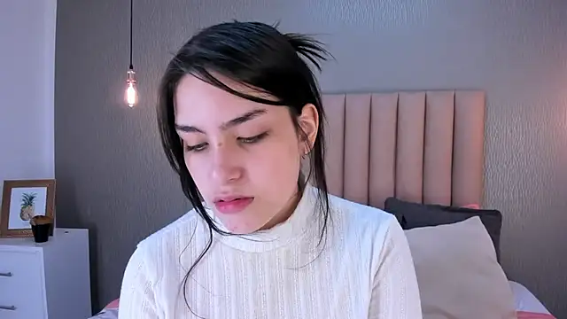 Alexa Thaylor  online show from 03/03/25, 02:26