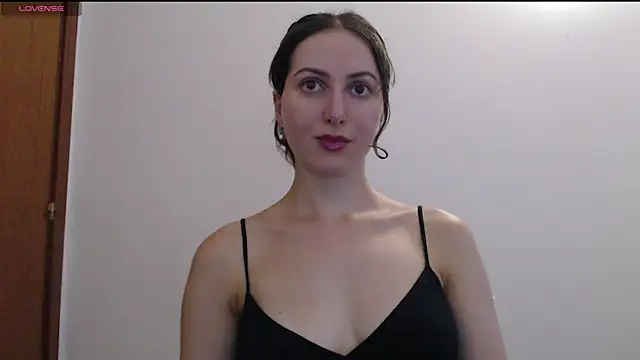 Snapshot of _Hot_Lady_ chatting on 08/03/26, 06:55 Hot Lady online show from 08/03/26, 06:55