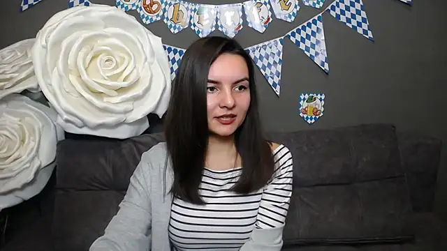 JasmineAsha online show from 10/02/25, 06:20