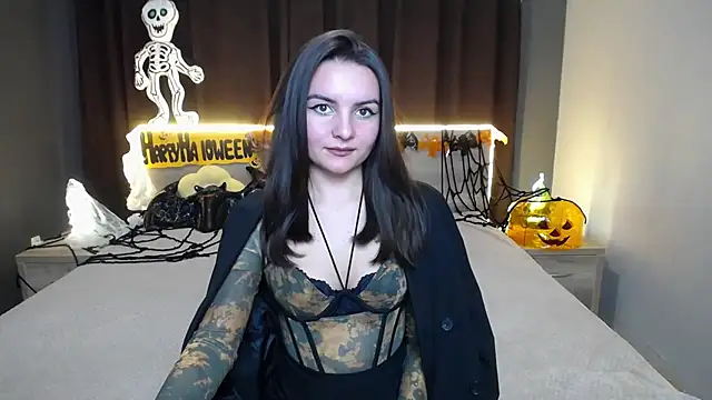 JasmineAsha online show from 10/23/25, 07:01