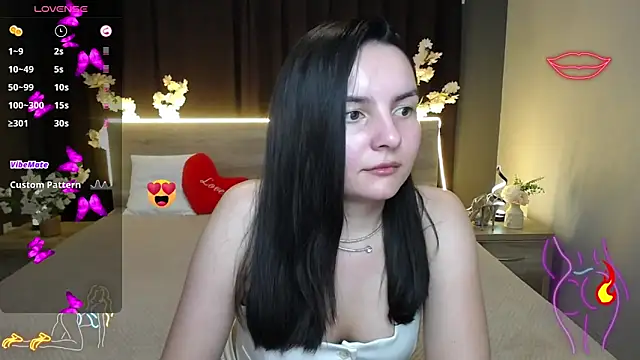 Snapshot of JasmineAsha chatting on 05/07/26, 06:57 JasmineAsha online show from 05/07/26, 06:57