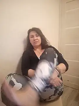 ROXOLANAA SEXY online show from 04/29/26, 05:30