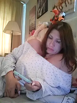 Snapshot of ROXOLANAA_SEXY chatting on 05/29/26, 12:25 ROXOLANAA SEXY online show from 05/29/26, 12:25