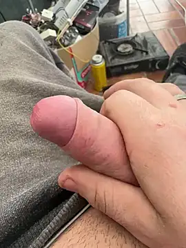 Snapshot of kleinerAlex chatting on 03/20/25, 07:58 kleinerAlex online show from 03/20/25, 07:58