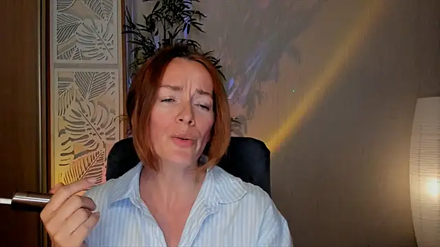RebeccaMartinez online show from 06/18/26, 02:54