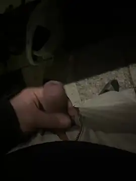 Snapshot of mattexhibe chatting on 03/13/25, 07:17 mattexhibe online show from 03/13/25, 07:17